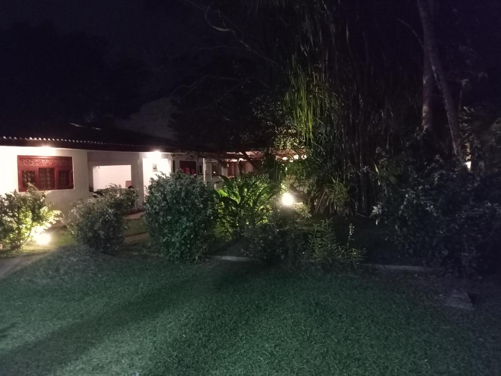 Vidisa Villas Hikkaduwa Exterior foto